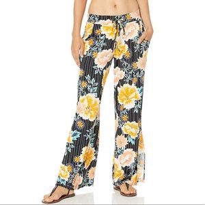 Bar lll Women’s swimwear side pocket pant coverup